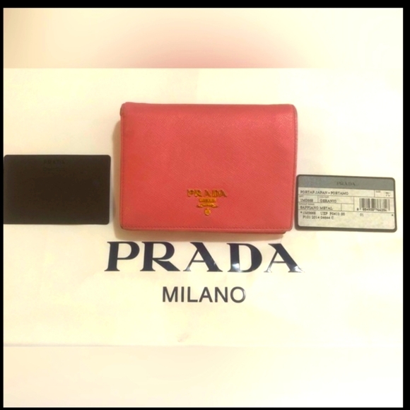 Prada Wallet (w COA Cards)  Saffiano Pink Leather Wallet - Picture 7 of 12